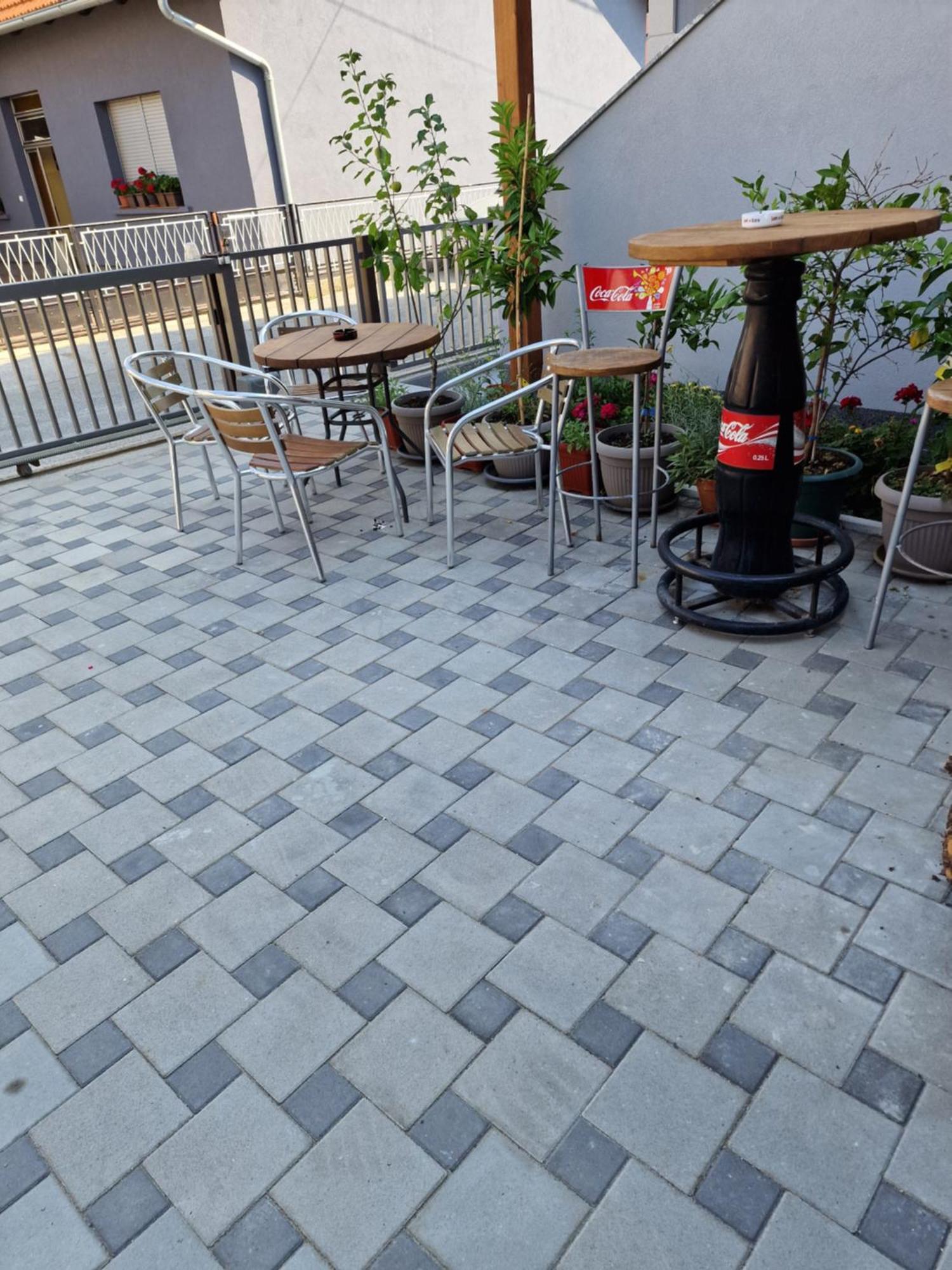 Studio Apartman Lorena Apartment Zagreb Ngoại thất bức ảnh