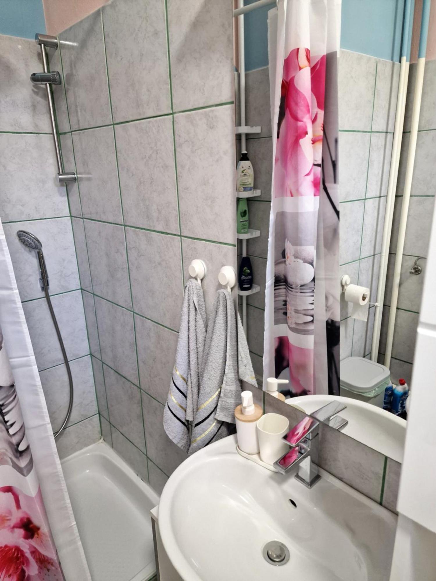 Studio Apartman Lorena Apartment Zagreb Ngoại thất bức ảnh