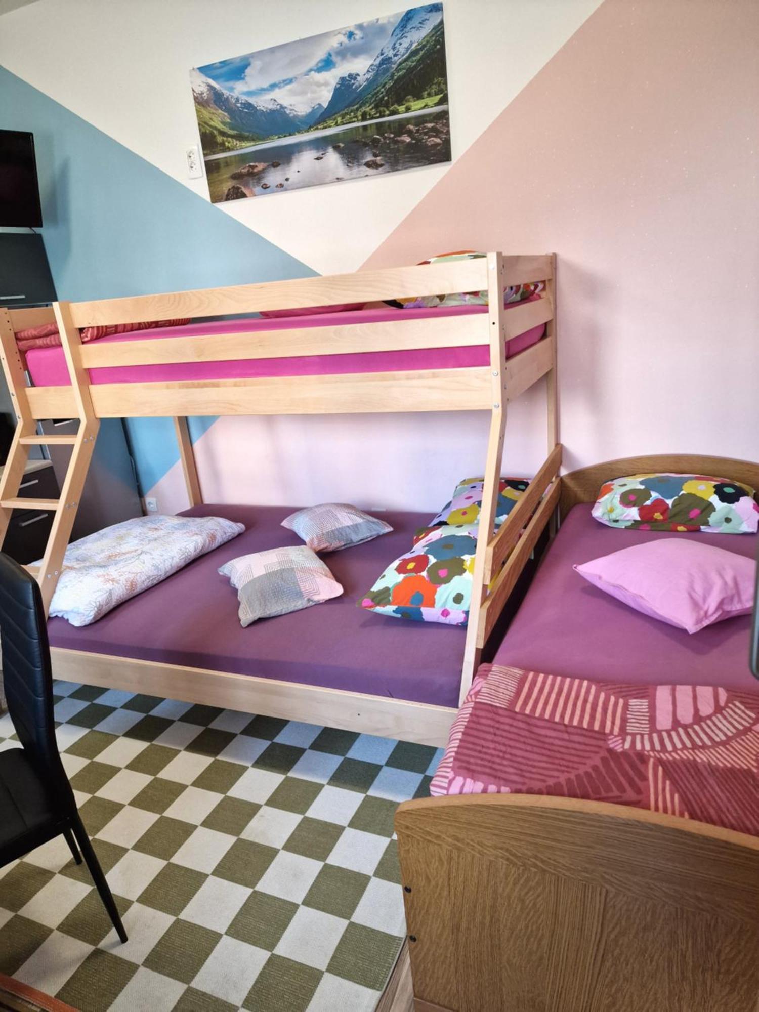 Studio Apartman Lorena Apartment Zagreb Ngoại thất bức ảnh