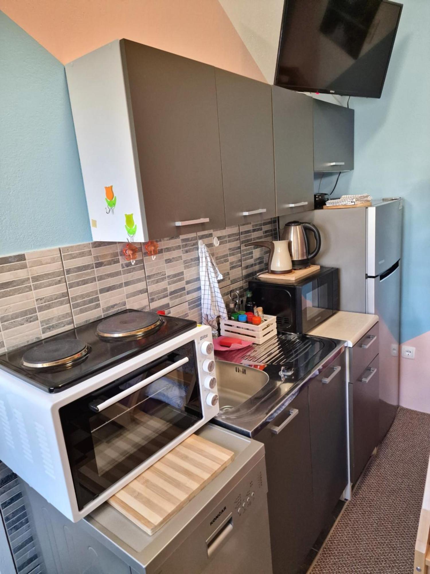 Studio Apartman Lorena Apartment Zagreb Ngoại thất bức ảnh